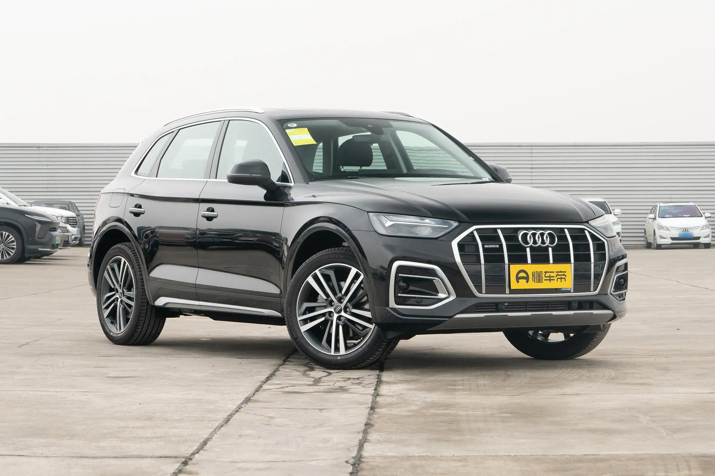 销量数据排行榜当前销售的奥迪q5l是第二代奥迪q5的国产加长轴距车型