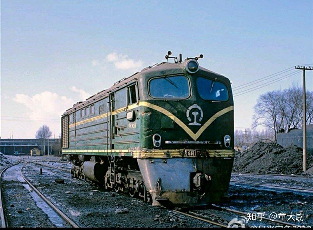关于两窗东风型内燃机车的车号及配属问题的考证(含巨龙型) - 知乎