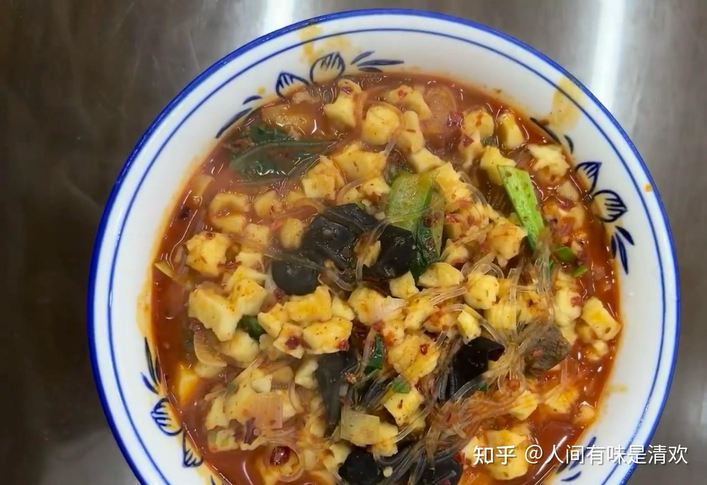 西安必吃!羊肉泡馍+小炒泡馍,碳水天堂!绝 - 知乎