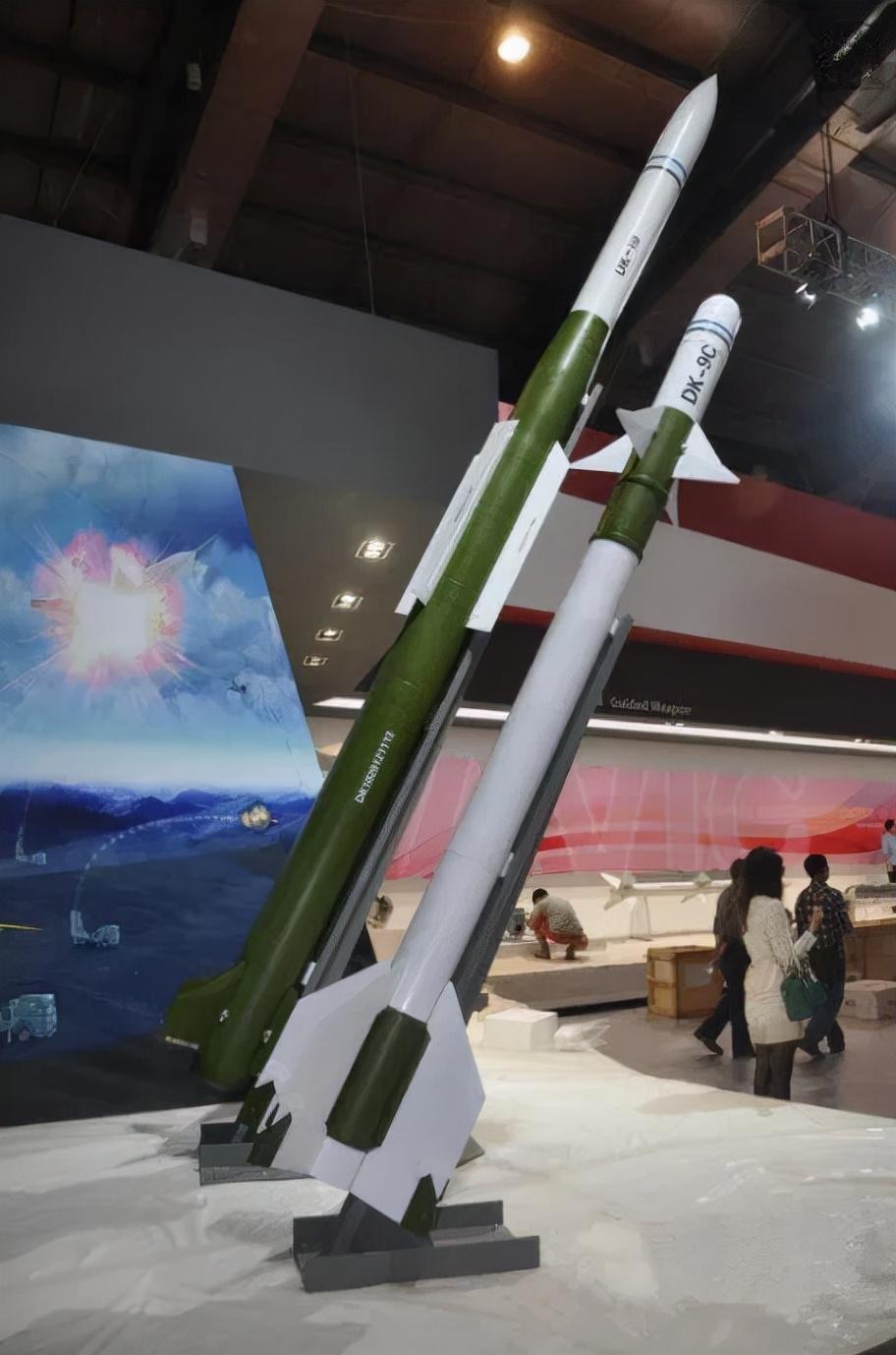 首次官宣中国天龙50防空导弹系统被摩洛哥官方专题报道