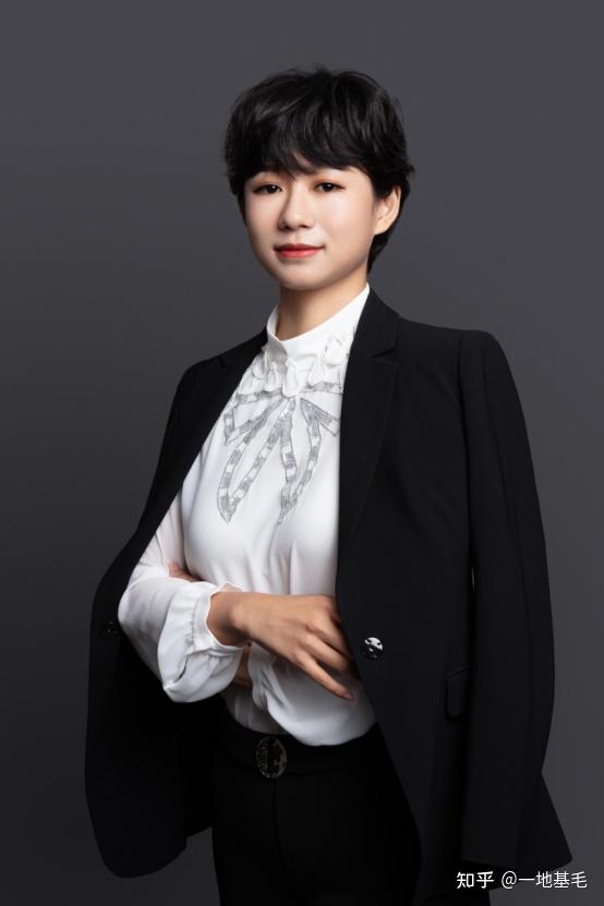 女神驾到盘点全市场30位女性基金经理投资框架