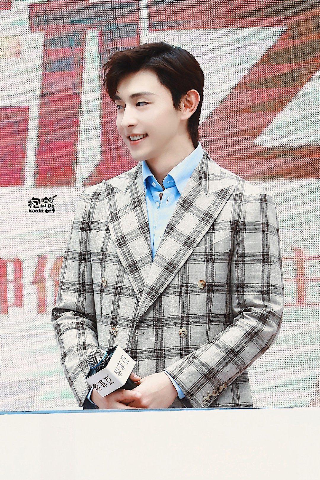 邓伦图库2021424索菲亚活动