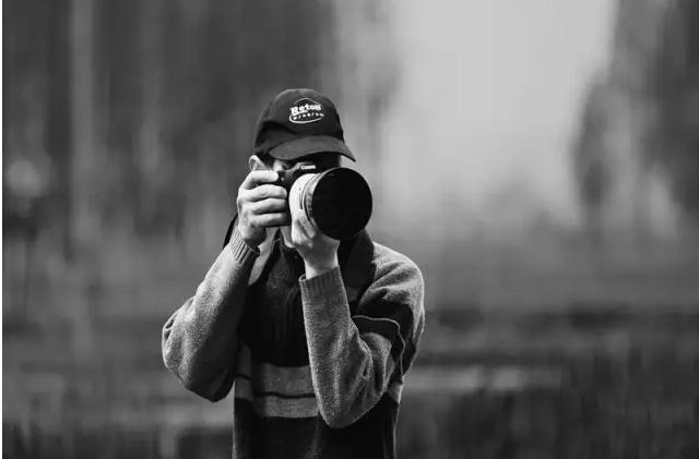 拍照背景虚化怎么解决 v2-a01f1422c7af078ffa338d8501c55466_r.jpg