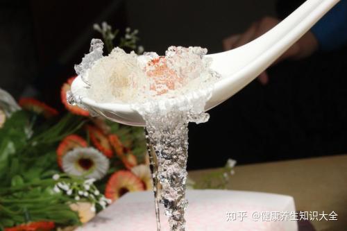 雪燕產地哪裡產的好雪燕的價格大概是多少錢一斤