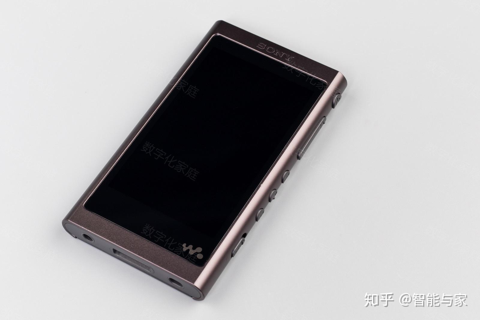 中国市场在售的a50系列一共有三种型号,一种是不带耳机的标准版nw-a55