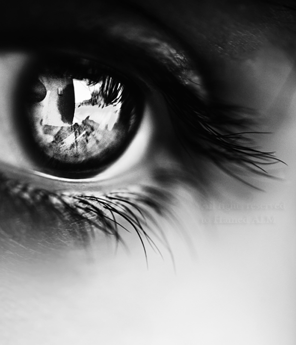 35张饱含情感的眼睛美图