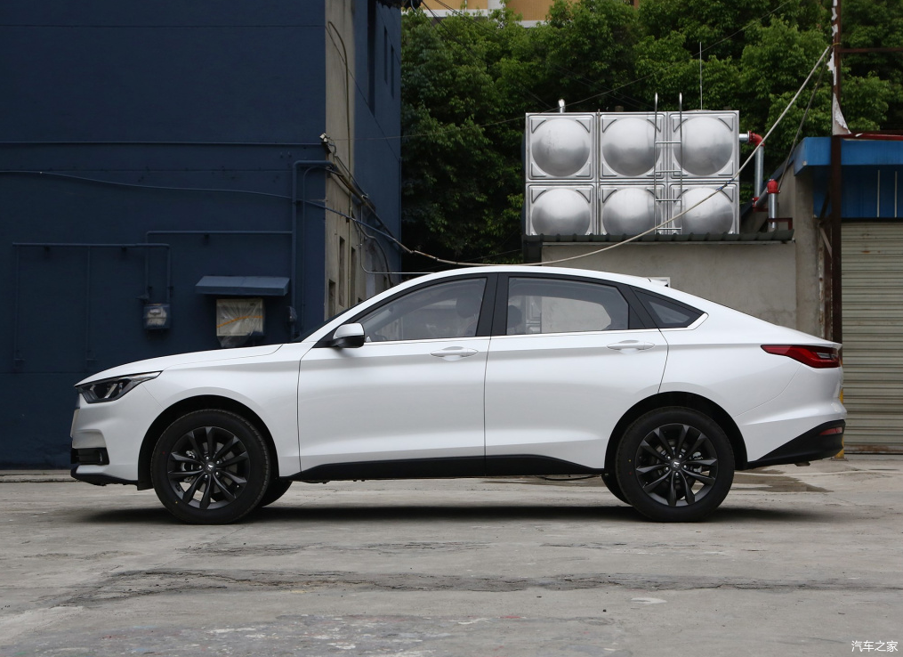 新宝骏rc6是一款怎样的车