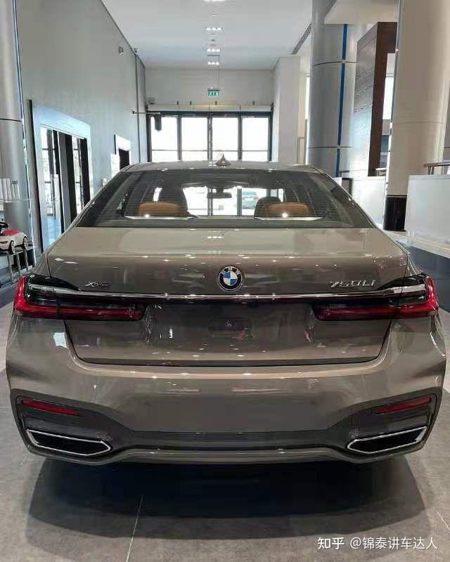 新bmw7系贝尔尼纳灰