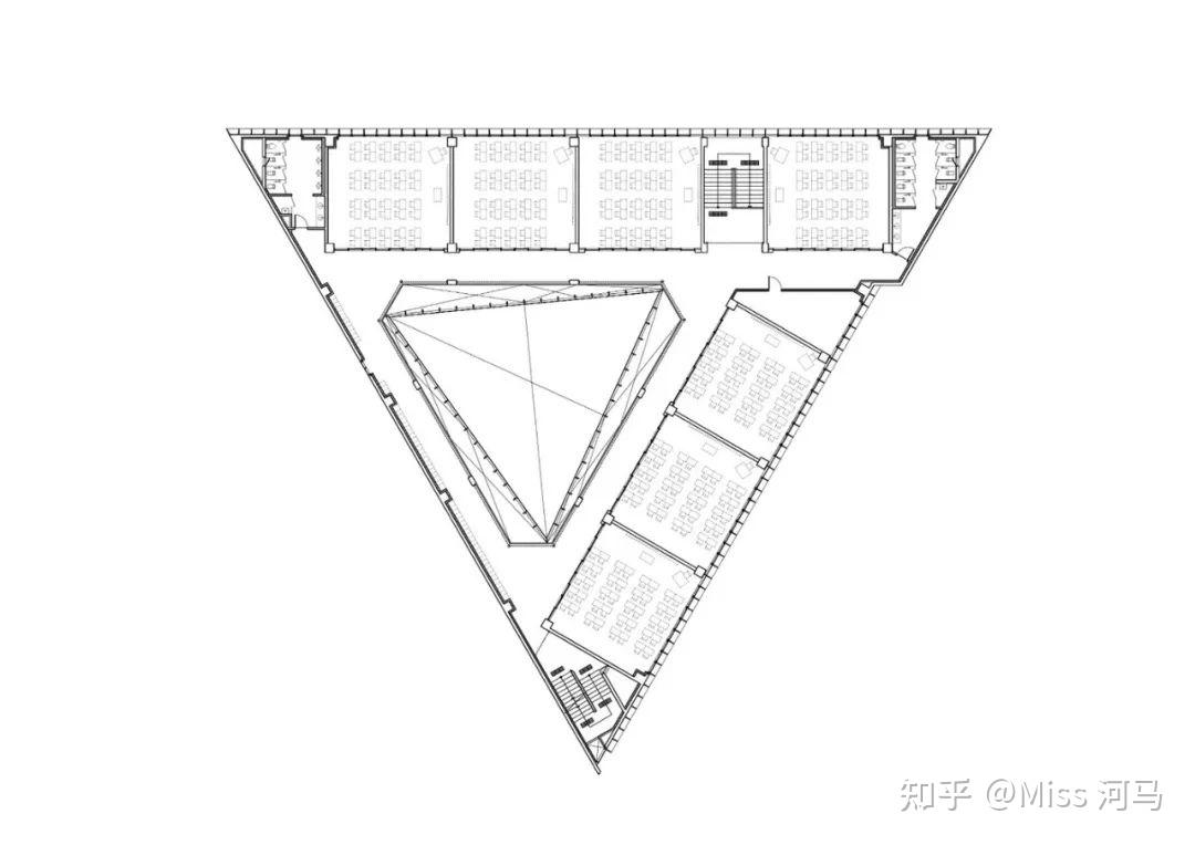 03 三角形建筑平面布局案例