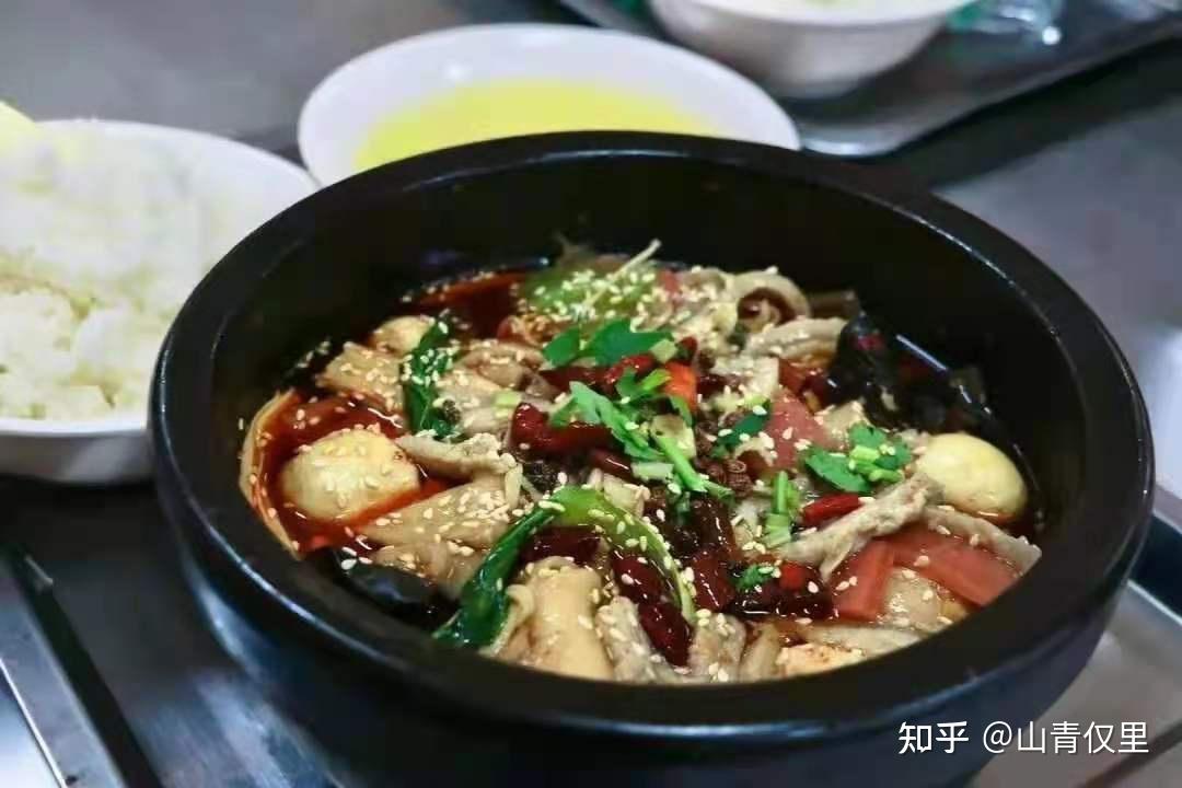 山东青年政治学院食堂图片