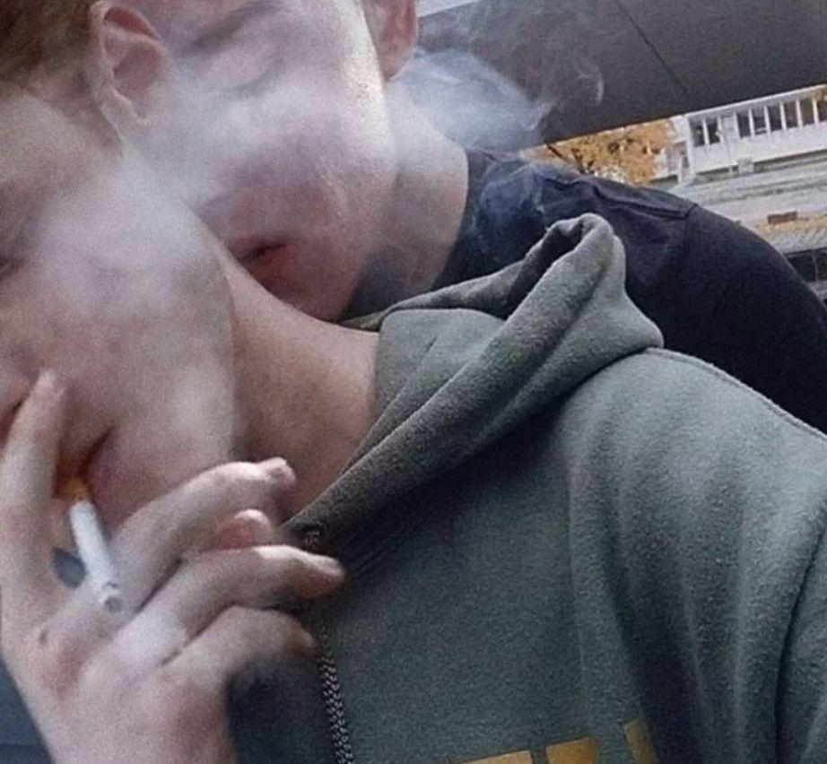 你们有好看的基佬头像吗动漫或真人