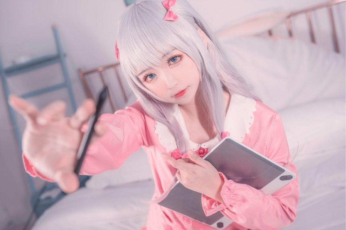 又纯又欲美女写真壁纸巨鳌飞出水精宫鳌山万仞峙璇霄