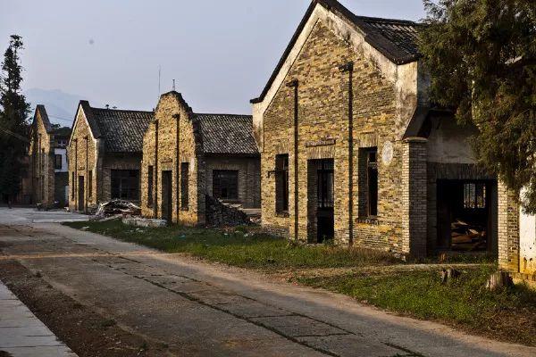 昌宁茶厂见证千年茶乡的芳华岁月