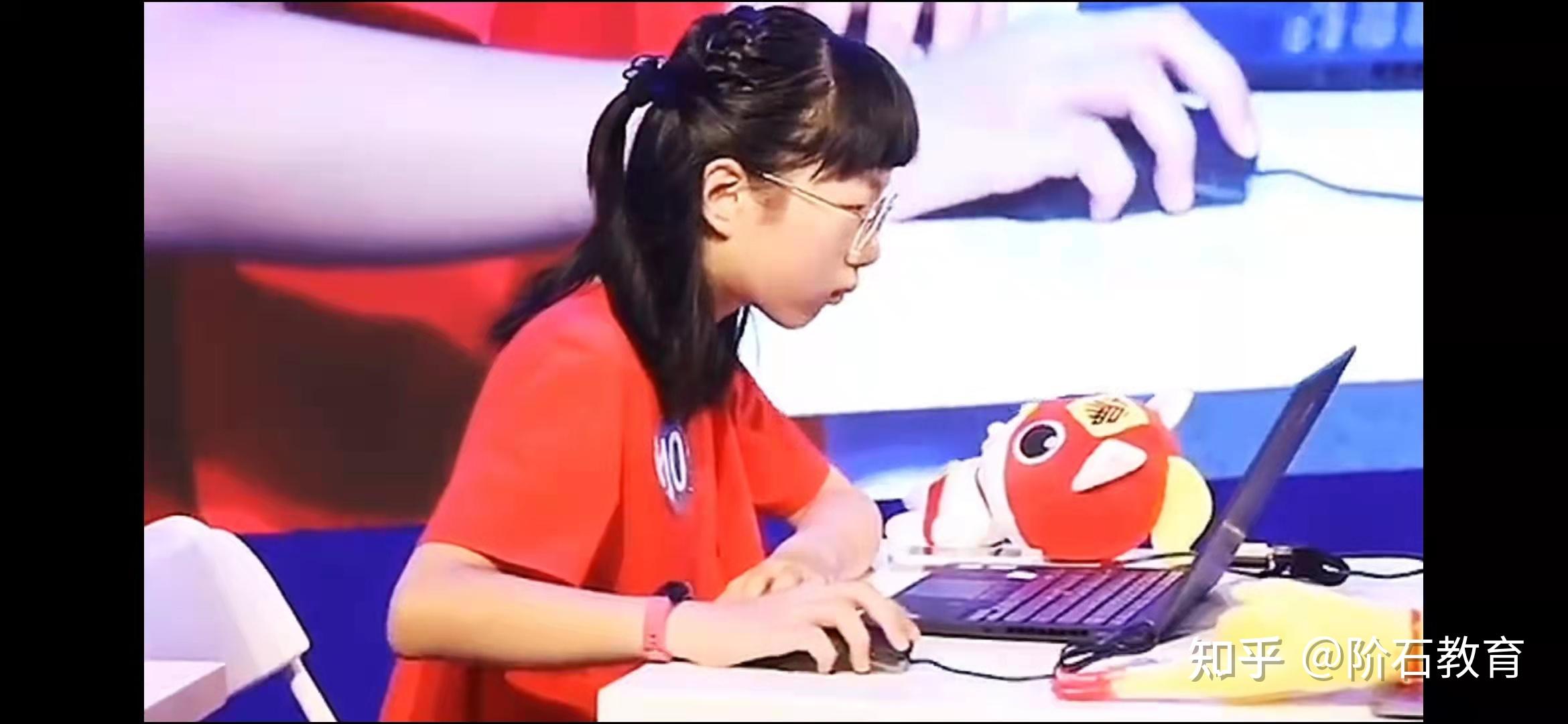 确实不是每个孩子都是万海妍都是毛嘉怡,更多的孩子直接从专业编程