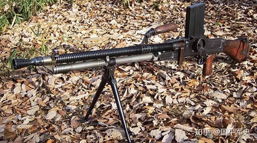 近代出镜率非常高的捷克zb26轻机枪