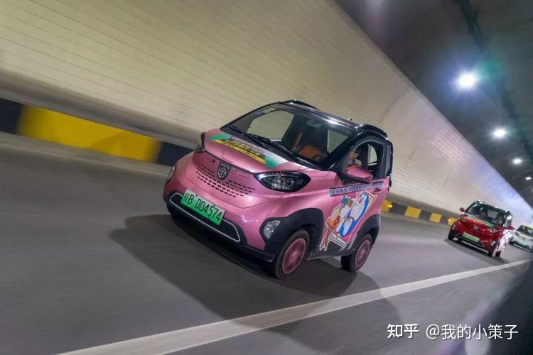 万元新能源汽车练手代步神器宝骏e100藏不住的秘密