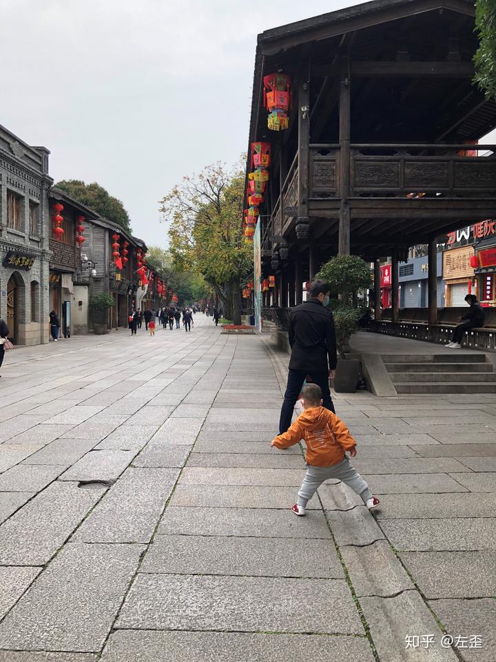 在快速的生活节奏下,如何享受跟孩子之间的慢生活? 7 v2 a237ae24dd4c3782e06c68b9dfe38a8f 720w