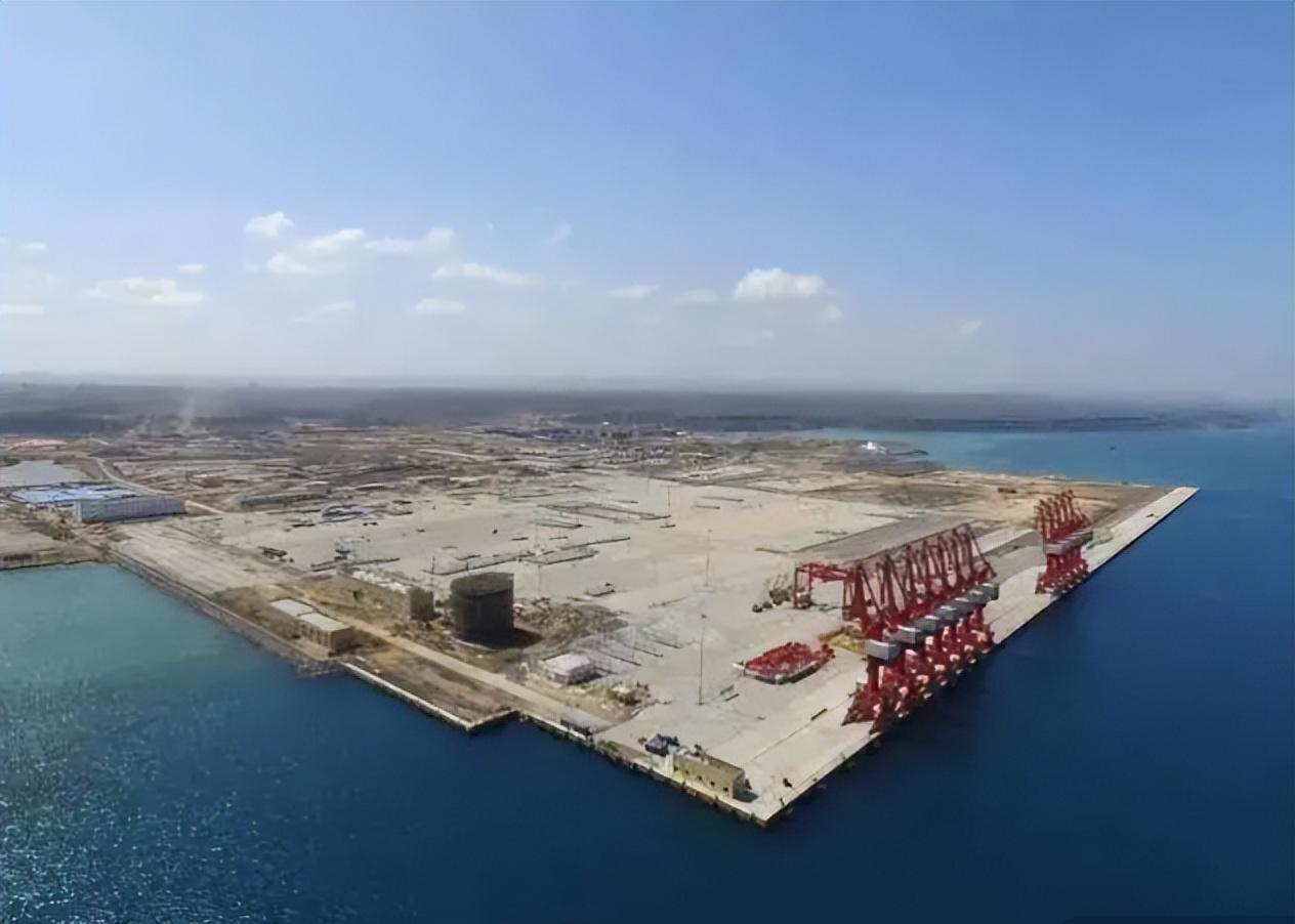 一,被法国"吃进去"又"吐出来"的吉布提