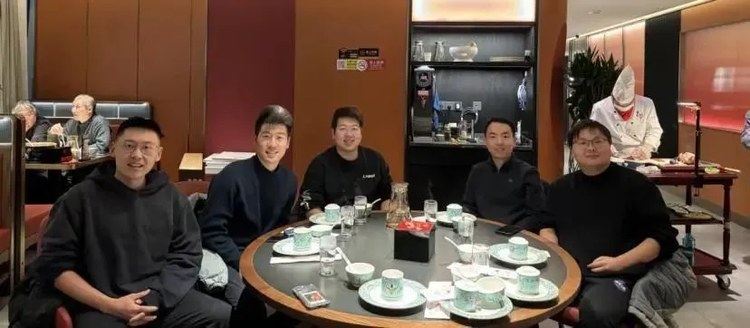 具身智能的资本大戏里，又拿了1亿美元的星海图继续“唱反调” - 知乎