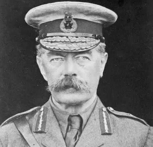 英国陆军大臣基钦纳勋爵