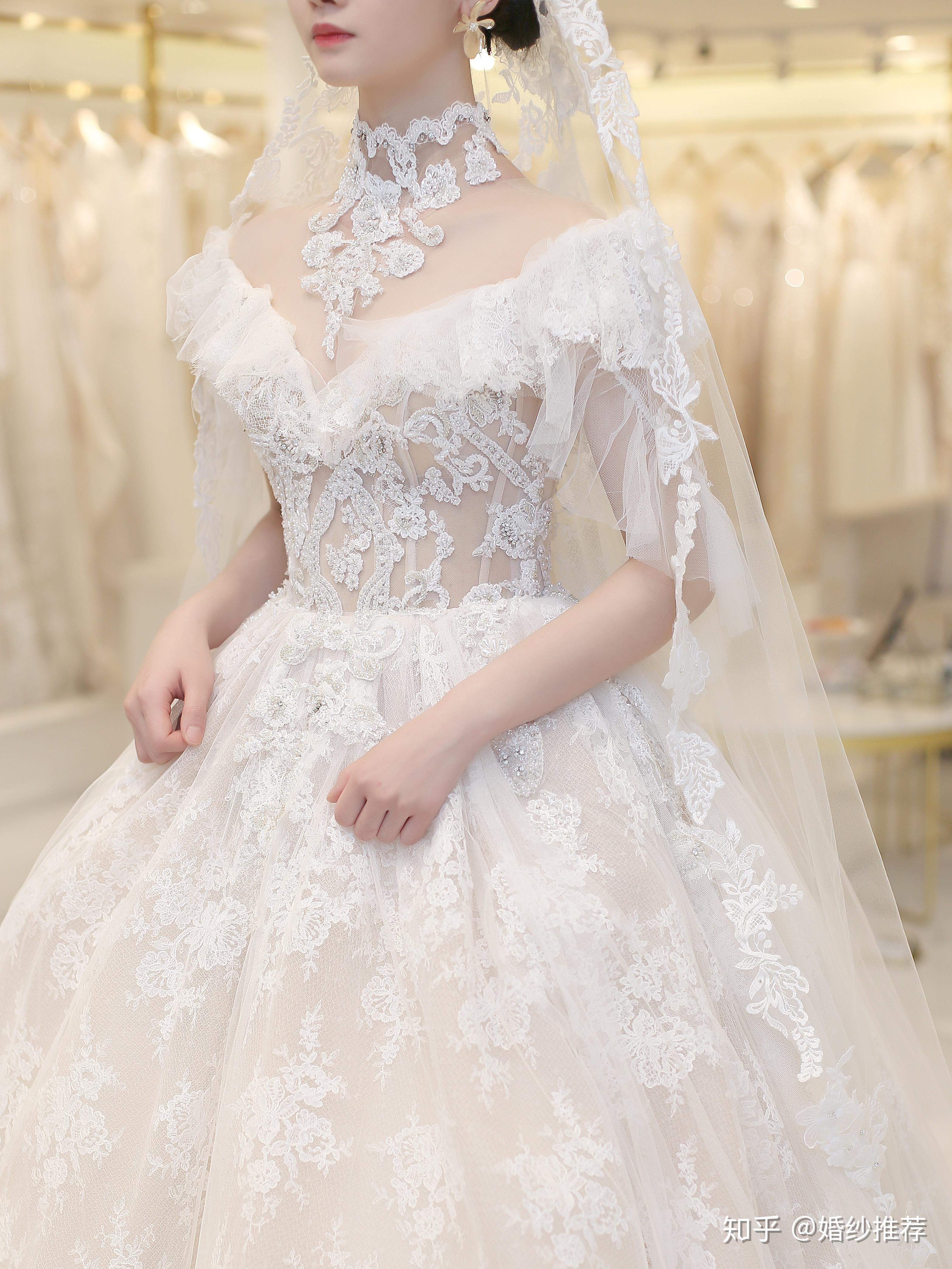 礼服推荐 v2-a2b67fd271b3e661fdc64de062f7d98d_r.jpg