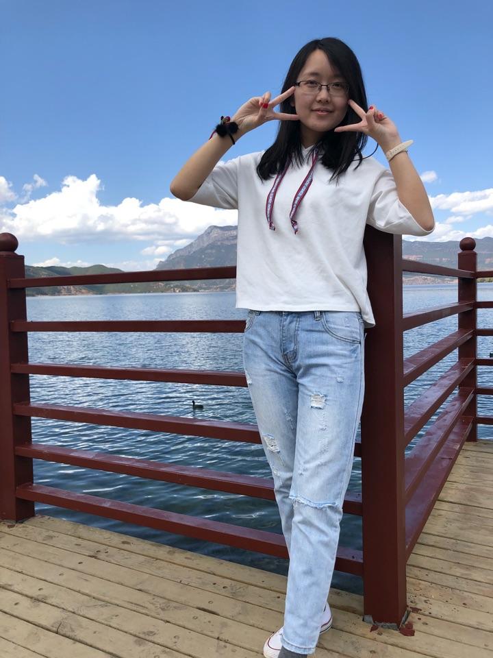 身高165cm的女生多少斤看起来苗条?