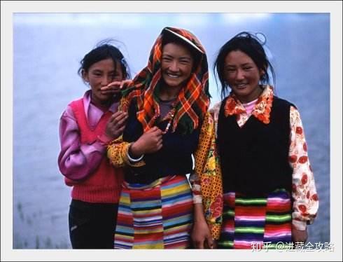 白玛=莲花卓嘎=白度母单增(丹增)=持法顿珠(丹珠)=事业有成卓玛=度母