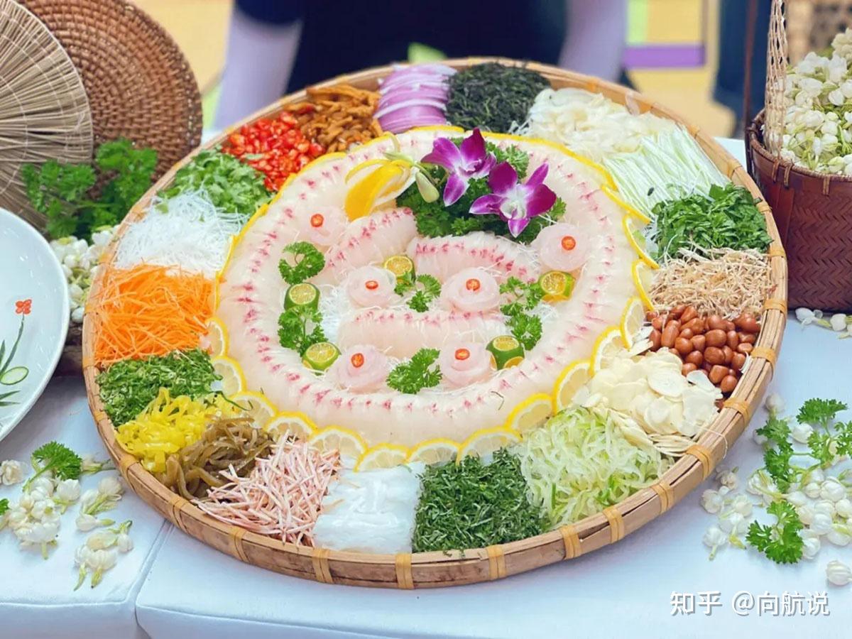 广西鱼生美味吗?有人曾大口吐寄生虫,为啥广西人还盯着鱼生不放 - 知乎