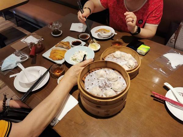 上海便宜的自助火锅_上海自助火锅_上海自助火锅招聘配菜