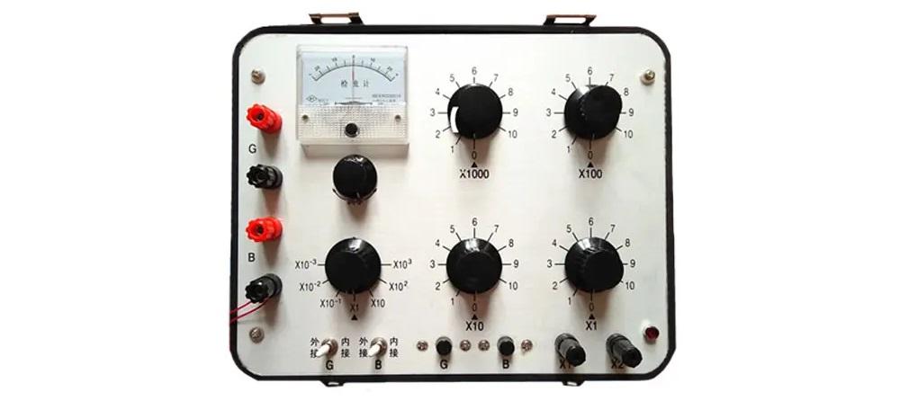 1 惠斯顿电桥测量导体直流电阻的单臂电桥称为惠斯顿电桥,电阻r1到r4