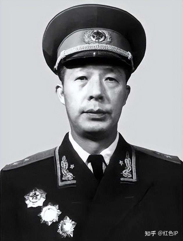 与上将军衔擦肩而过的五名开国中将 - 知乎