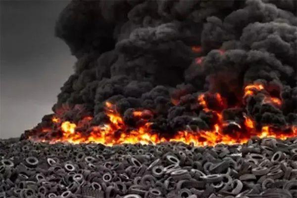 恐将造成全球生态灾难52000000条轮胎燃烧浓烟遮天蔽日