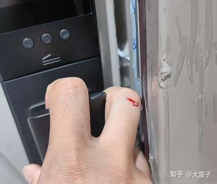 装修笔记(1):智能锁夹手事件频发,选择什么智能门可以避免此类事情?王力防夹手智能防盗门推荐 - 知乎