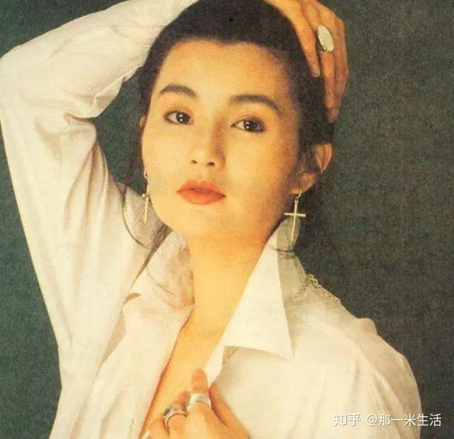 港风妆容全解析,教你穿越成90年代大美人