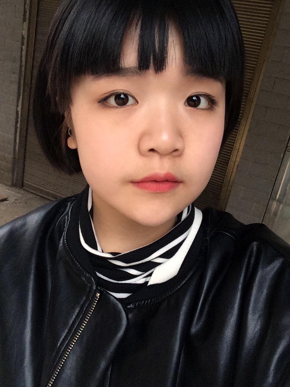 短发且素颜是怎样的体验?