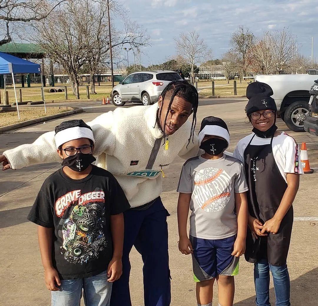 原价发售travisscott带着他的魔鬼系列来咯速来锁定