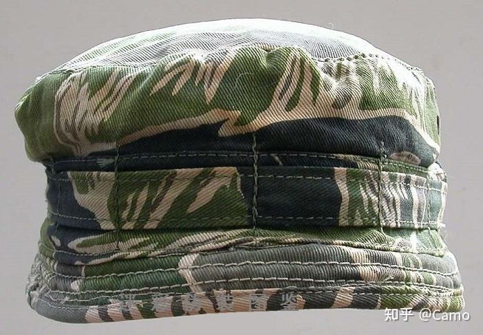 越南战争期间各式圆边帽