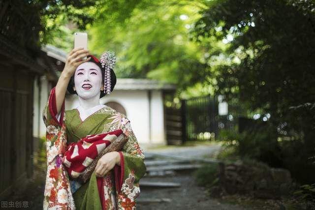 国家公祭日穿和服女子图片