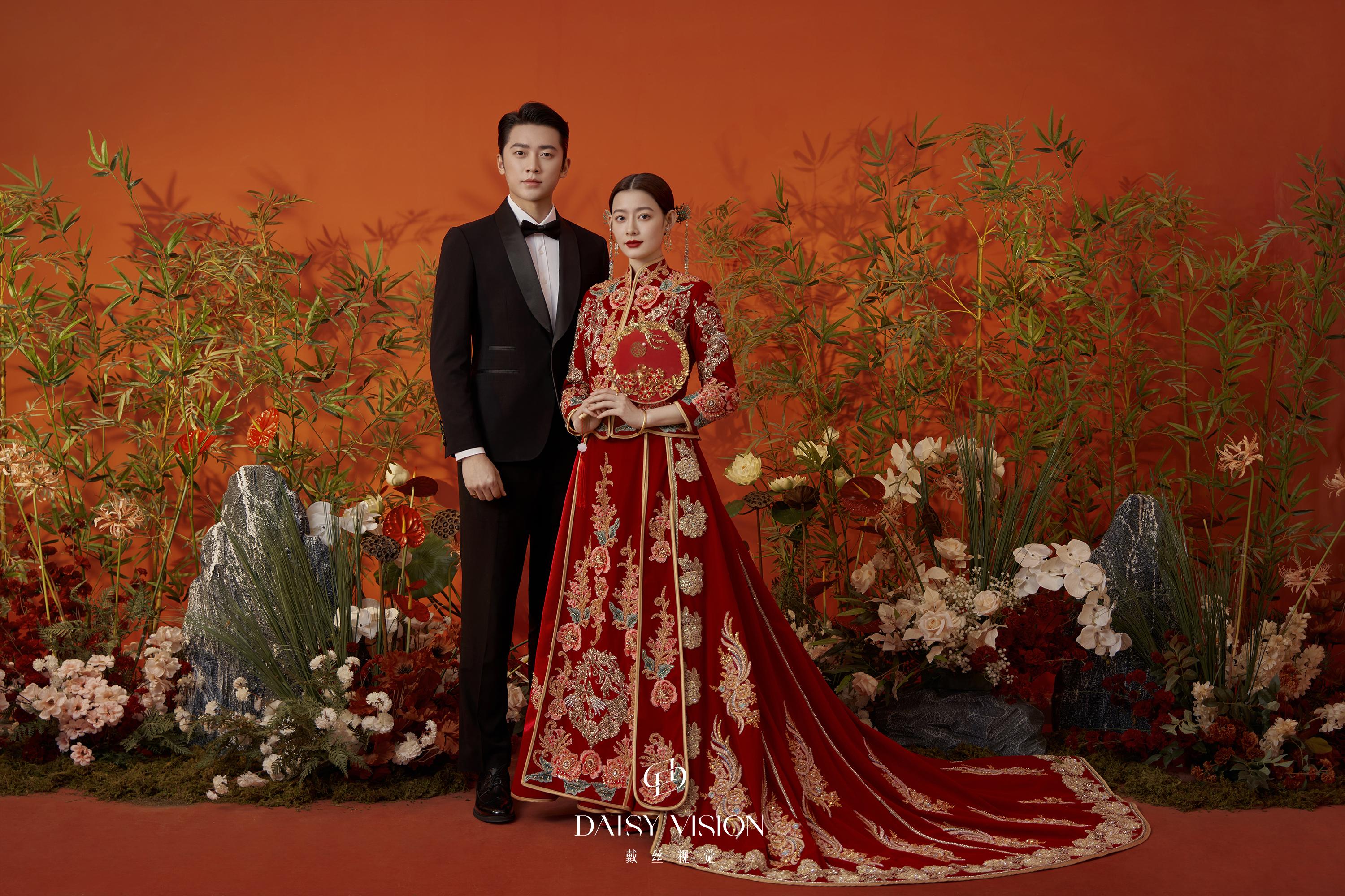 温婉端庄的中式秀禾内景婚纱照你还不心动吗