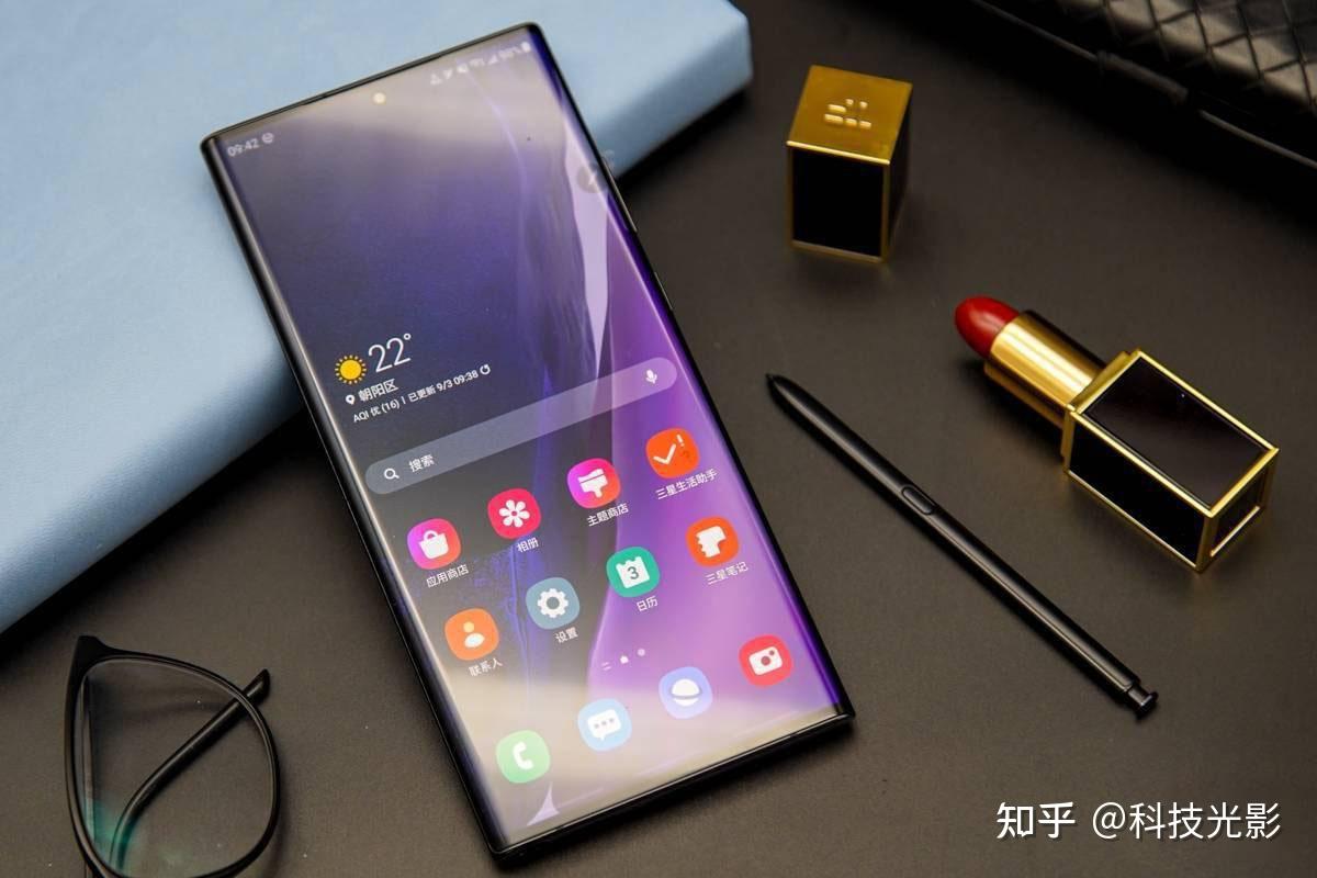 发布了太多太多高颜值手机,但是我还是喜欢方方正正的三星galaxy note