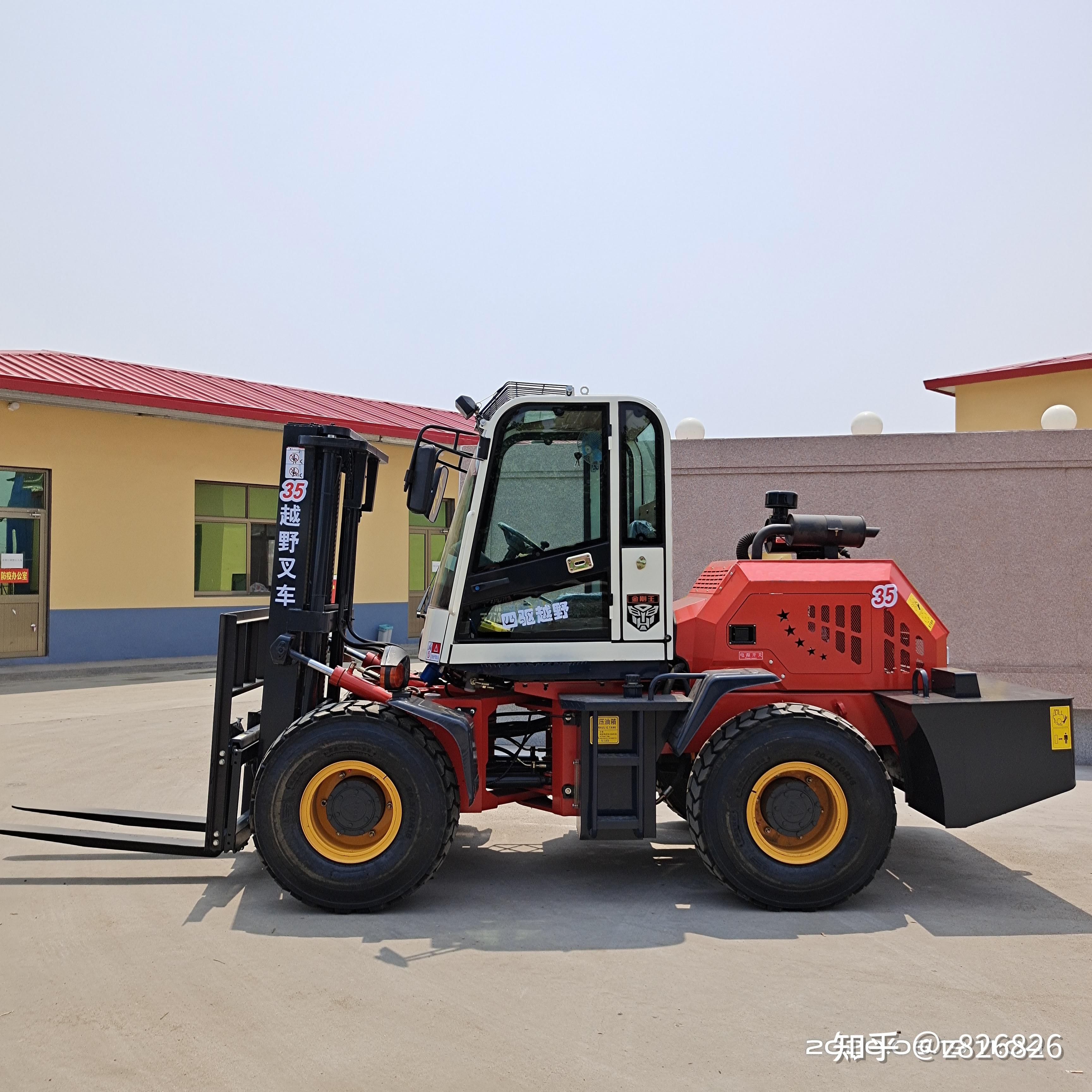 新款四驱越野叉车,新型3.5吨越野叉车 - 知乎