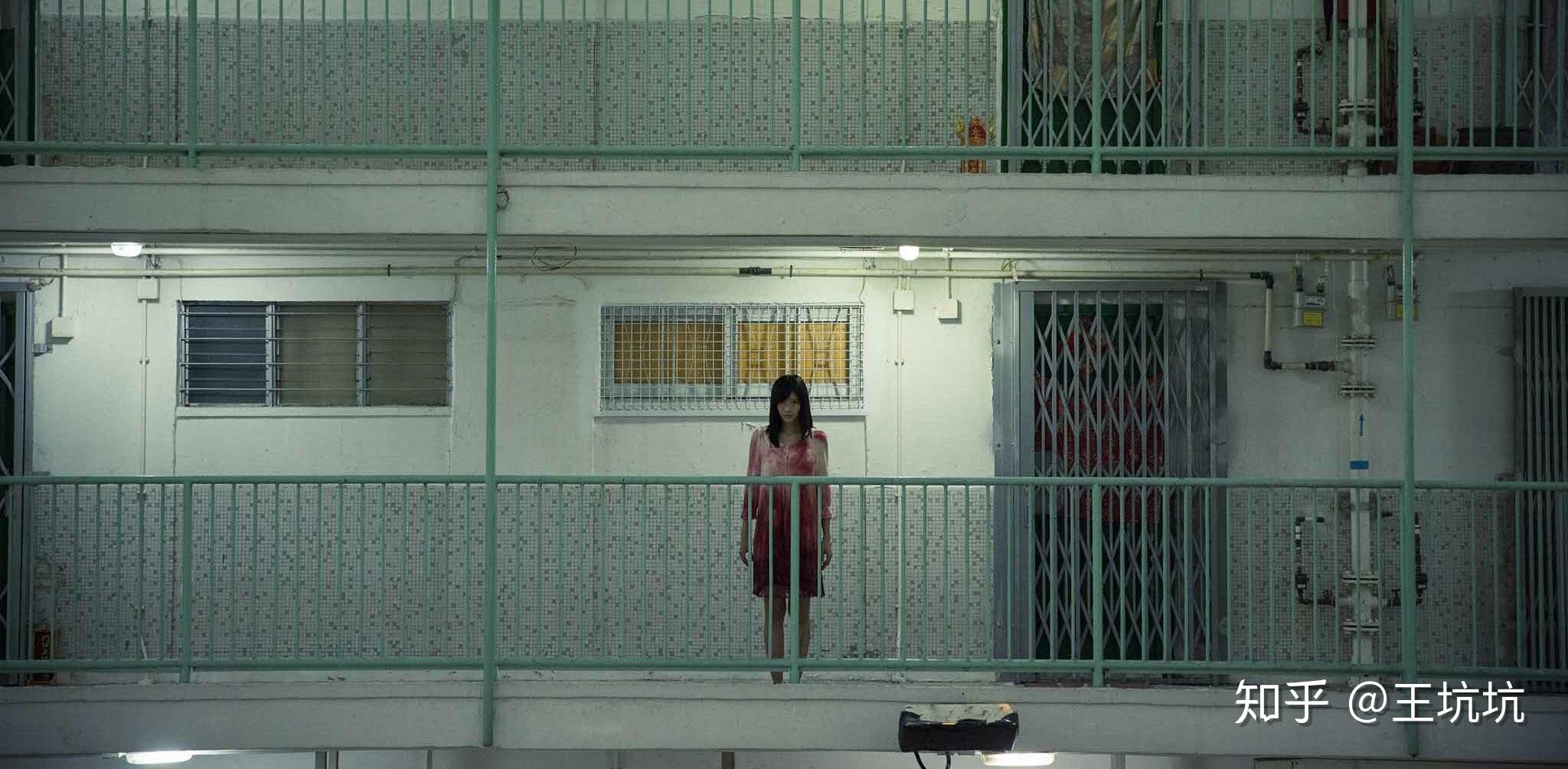 这件事传来传去,越传越邪门,让友爱村乃至整个屯门,都蒙上