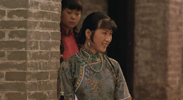 二太太卓云是最让人看不起的角色,偏偏这种人却是四女争夫的赢家.