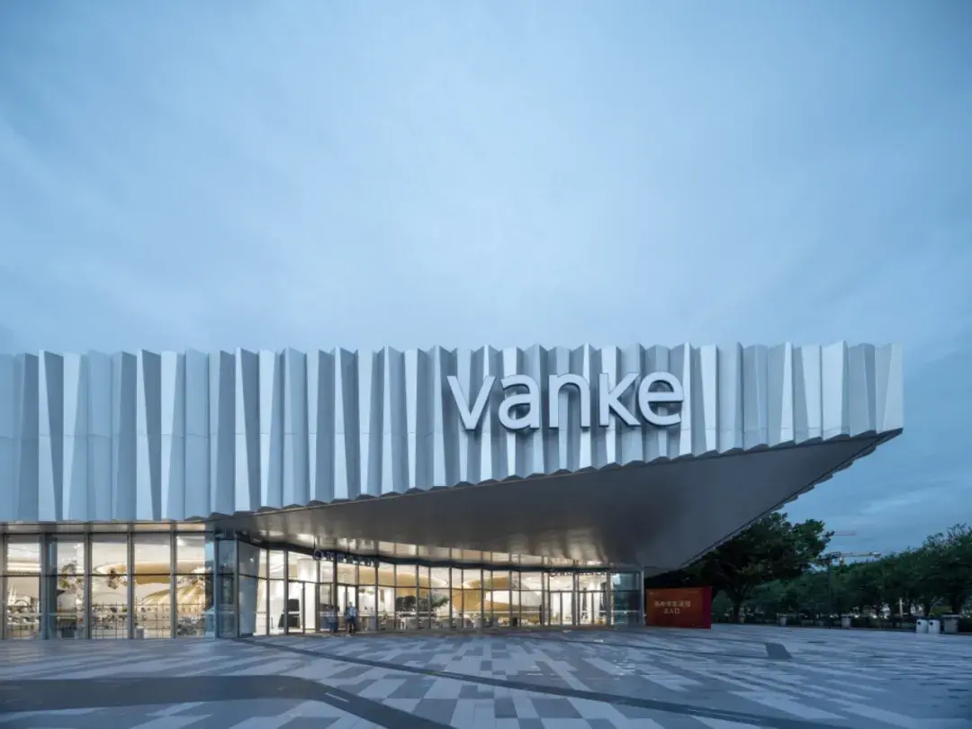 新晋神盘万科花地湾项目三天两推全城爆抢