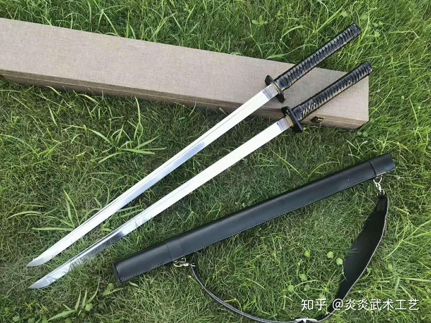 忍者双刀锰钢手工锻打高硬度锋利重量约5斤