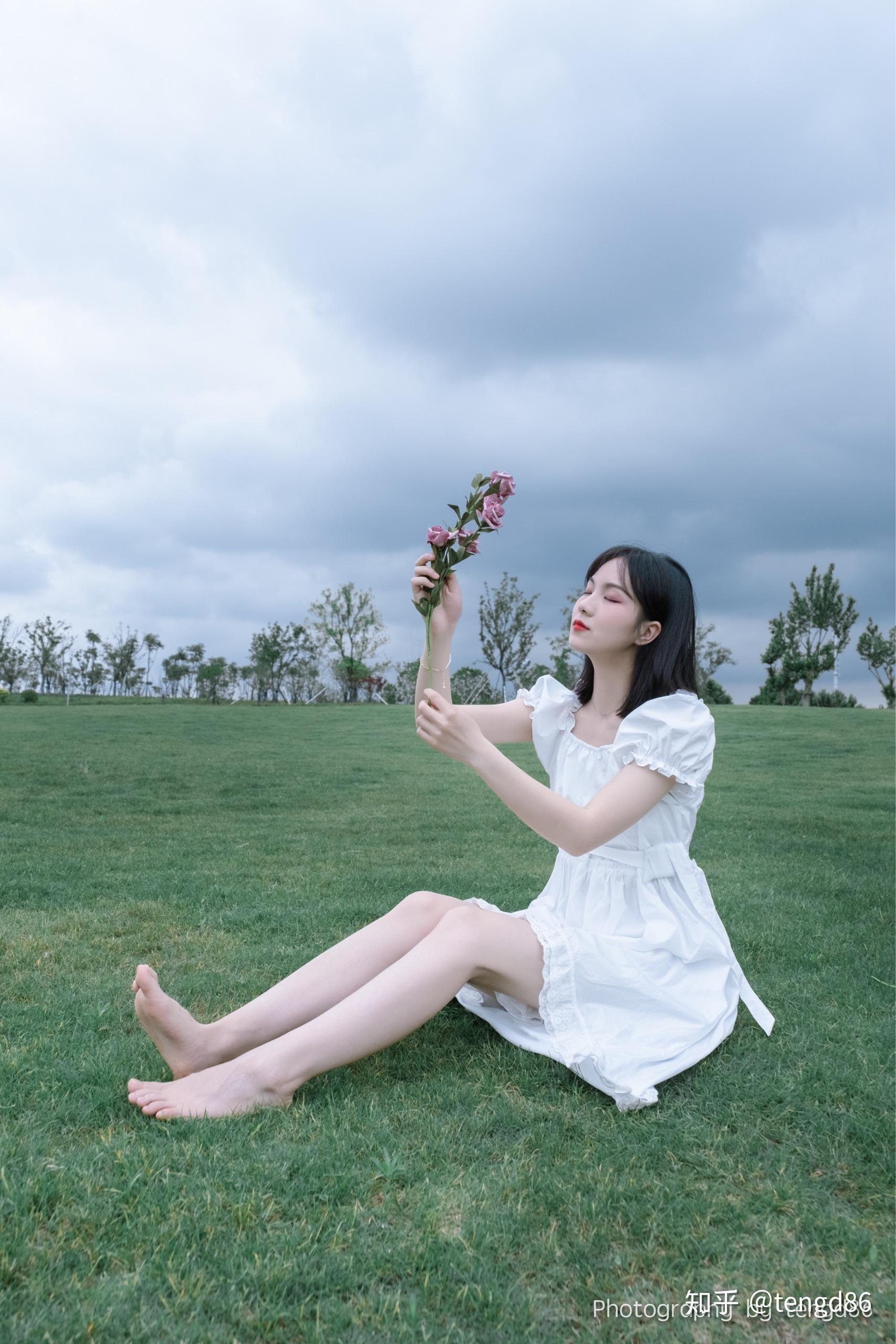 上海约拍阴天森系少女