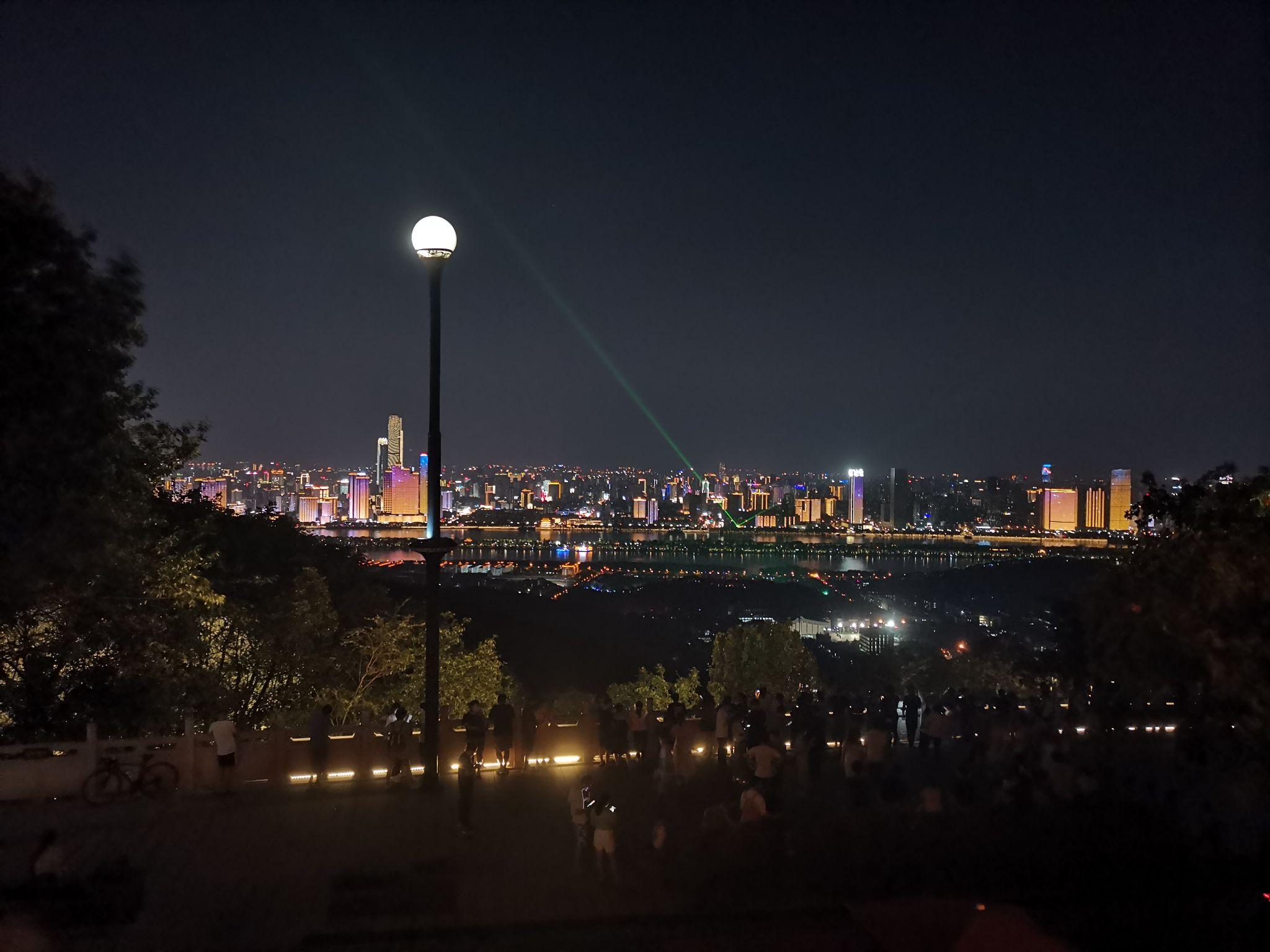 夜爬岳麓山
