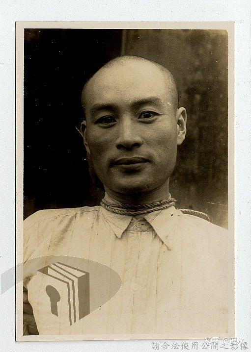 聂曦烈士被枪决前后照片三张