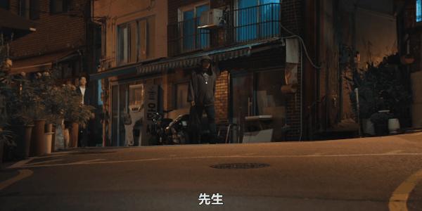 《UDT：我们小区特工队》笑不活了，这两位“恶人”演喜剧超有料