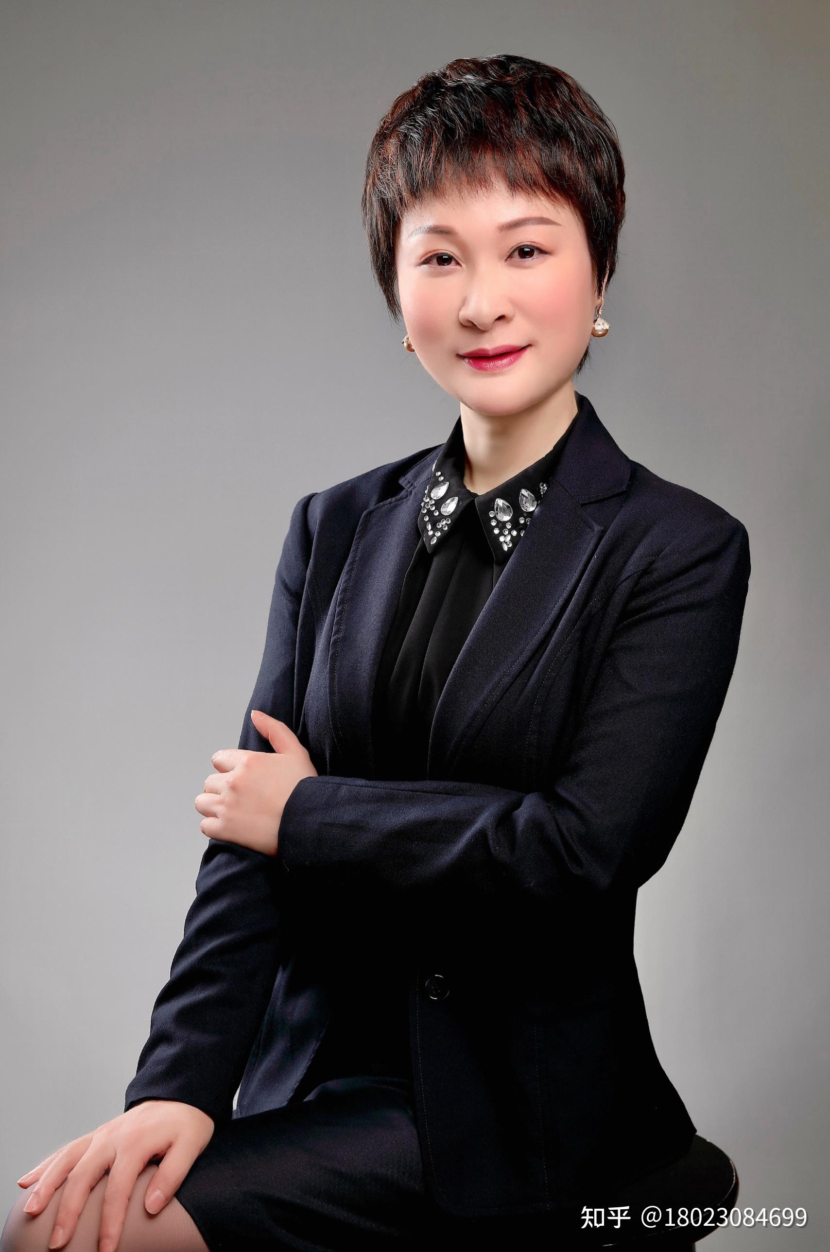 滋兰树蕙木铎金声记珠海市香樟中学王菲校长